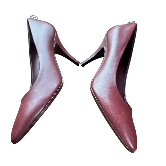 Salvatore Ferragamo Judy Nebbiolo Nappa Calf Gancini Logo Pumps Size 6.5 C - Picture 4 of 7